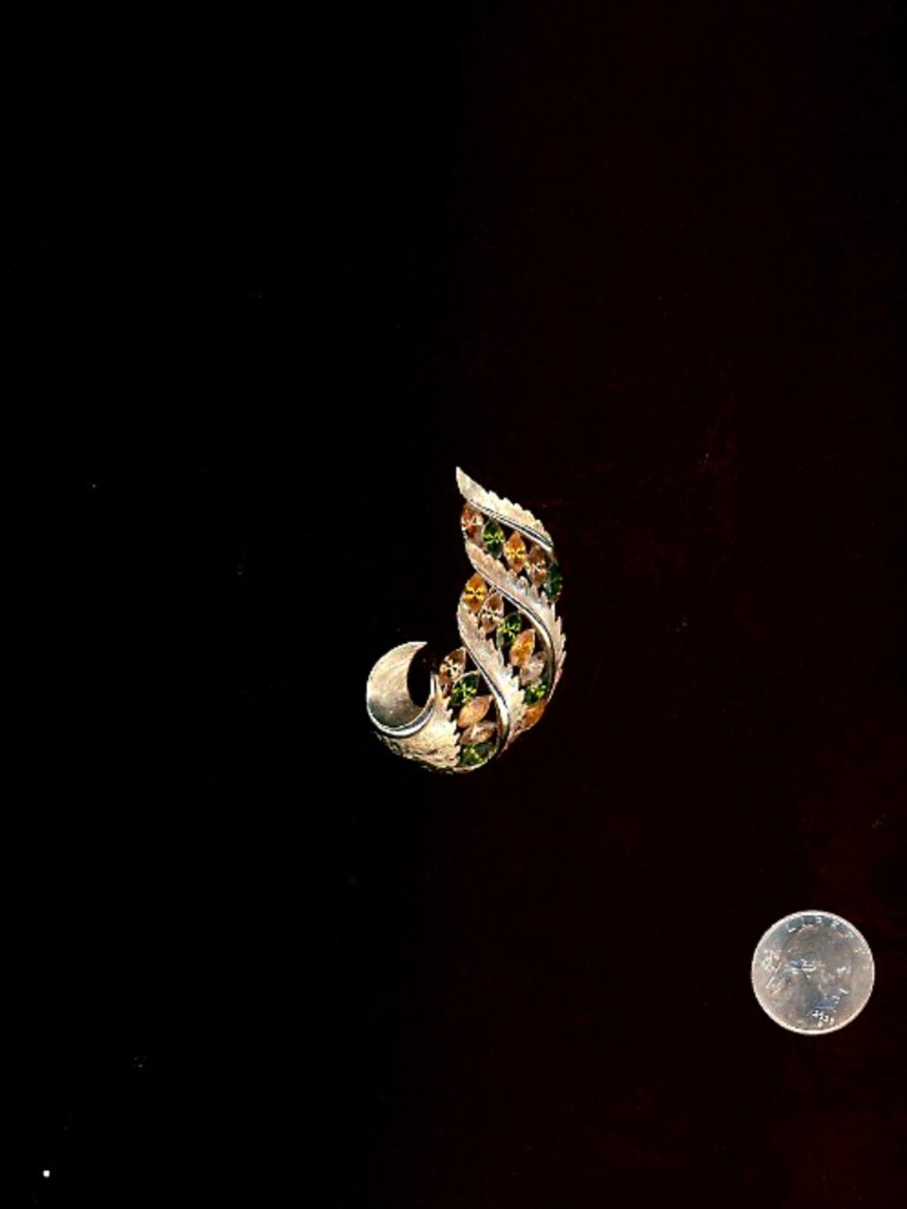 VTG Rhinestone pin 1960s 1970s